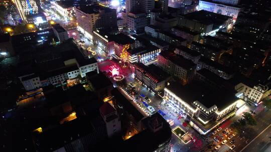 航拍俯瞰威海市环翠区属相街夏季的夜景