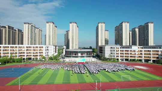 湖南衡阳市高新成章实验学校校园足球场航拍
