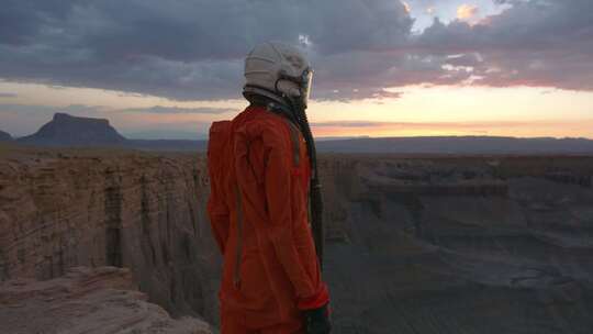 宇航员，沙漠，陨石坑，橙色