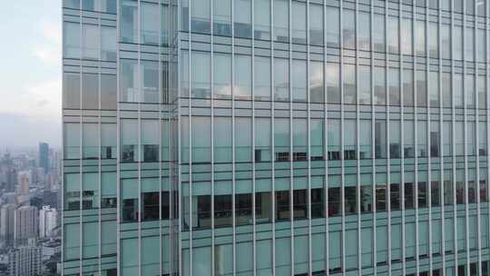 航拍现代商务楼玻璃幕墙外立面