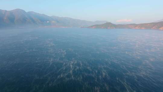 航拍云南泸沽湖山水风景