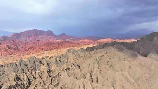 新疆独库公路唐古拉风暴天山神秘大峡谷