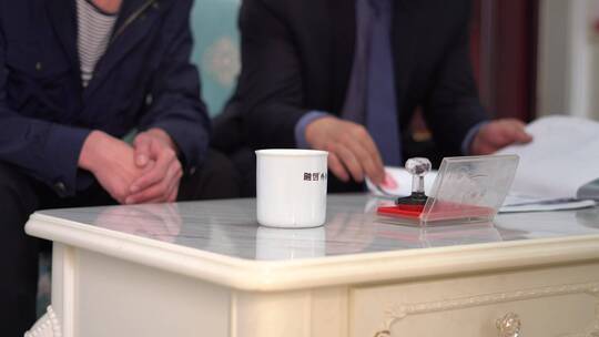 跑业务客户领导签字签合同盖章按手印商务