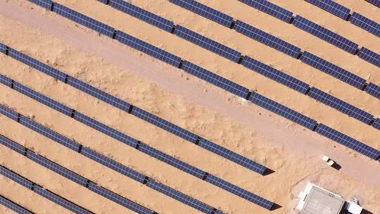 宁夏中卫沙漠光伏发电站航拍视频素材模板下载