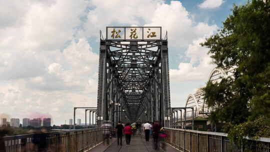 4K哈尔滨松花江滨州铁路桥延时摄影视频素材模板下载