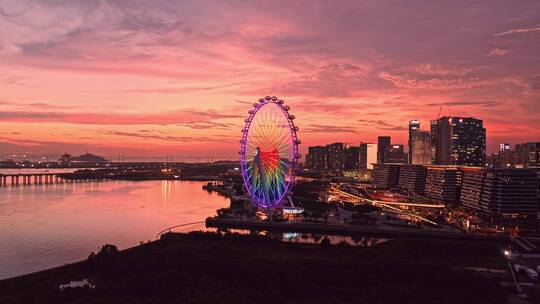 深圳宝安欢乐港湾湾区之光摩天轮晚霞左环绕