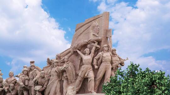 北京人民广场雕像