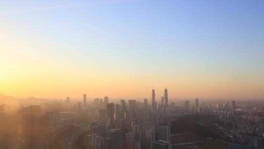 济南城市日落风景，经十路车水马龙