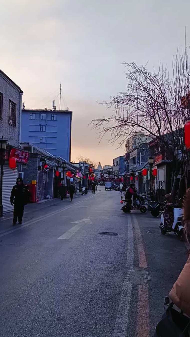 北京老城的胡同街道京味人文市井文化