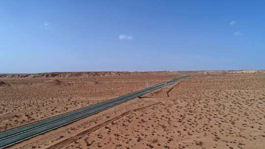 4k沙漠高速公路