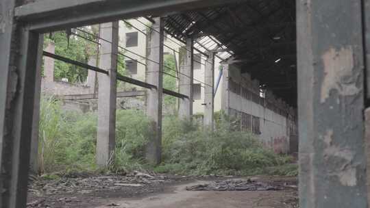 废弃工厂的窗户视频素材模板下载