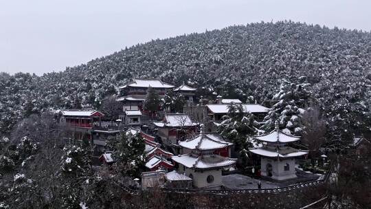 洛阳龙门石窟香山寺雪景视频素材模板下载