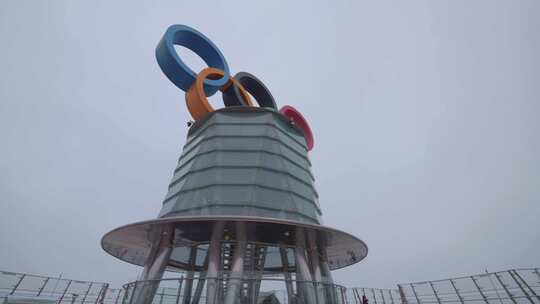 奥林匹克瞭望塔顶5环
