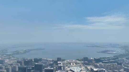 上海滴水湖全景