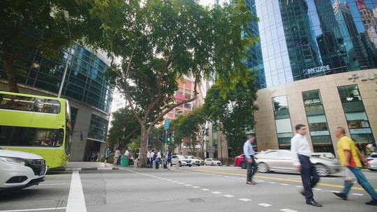 新加坡金融区繁忙的交通视频素材模板下载