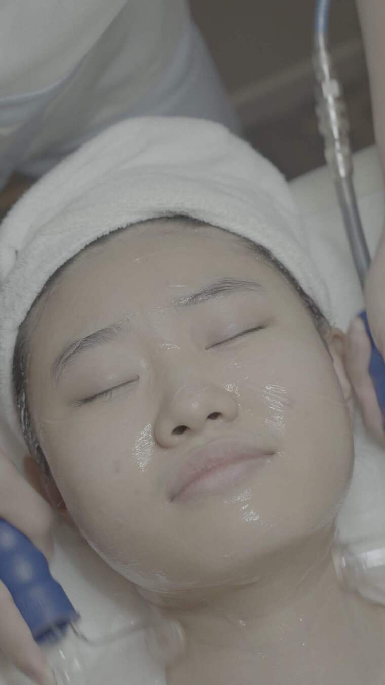 美容院 洁面 美容