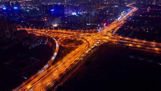 城市立交桥夜景俯瞰