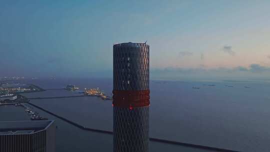 上海宝山长滩观光塔清晨蓝调航拍