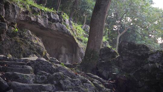 杭州灵隐寺一线天