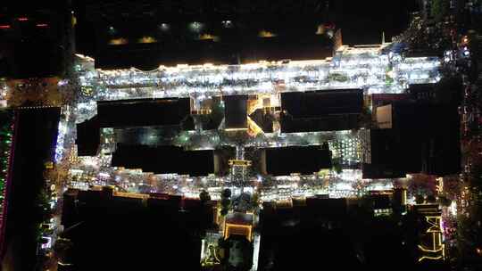 江苏连云港夜景步行街人流航拍视频素材模板下载