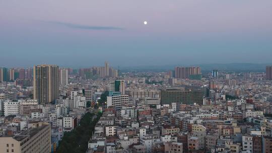 原创罗定城市日转夜夜景延时满月4K