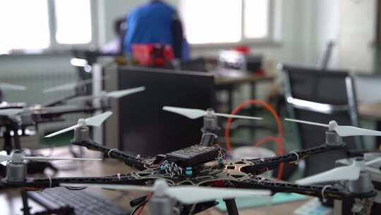 无人机教学展示创客空间空镜头视频素材模板下载
