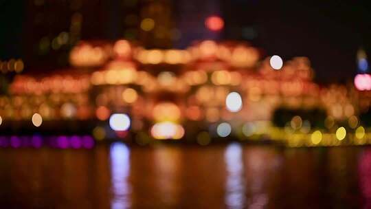 夜晚城市灯光光斑模糊景象