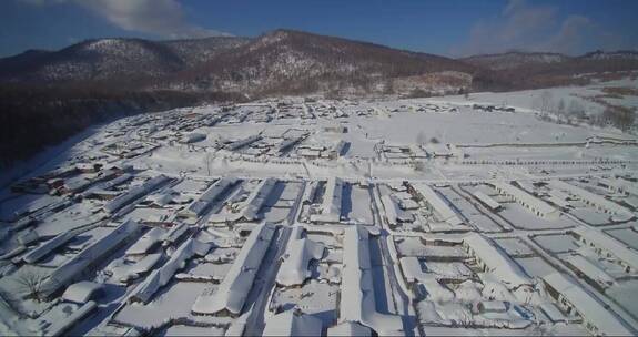 威虎山雪村全景