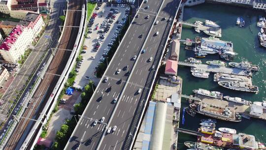 4k 航拍青岛城市道路街景