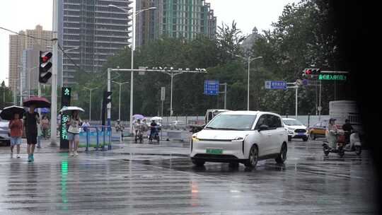 雨天 下雨 城市风光 写意 台风 雨中景色