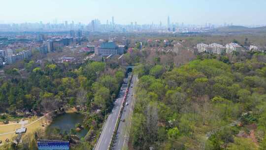 南京市玄武区中山门大街下马坊钟山风景名胜