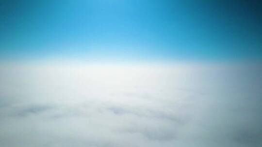 雾霾笼罩下的云端航拍视频素材模板下载
