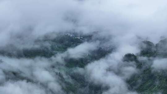 航拍雨后山村云雾 4k 超清素材