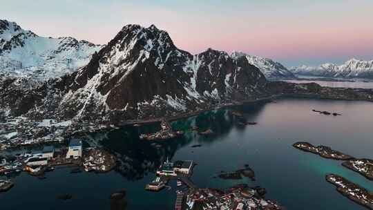 4K航拍挪威斯沃尔韦尔清晨风景