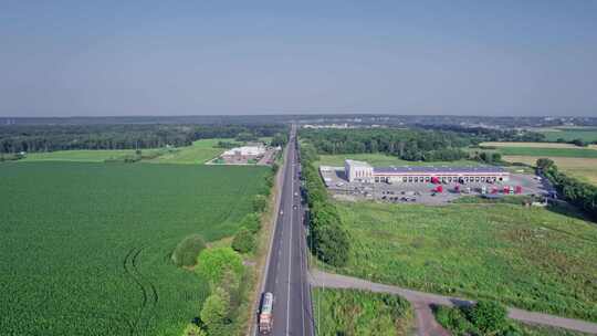 高速公路，农村，仓库，终点站