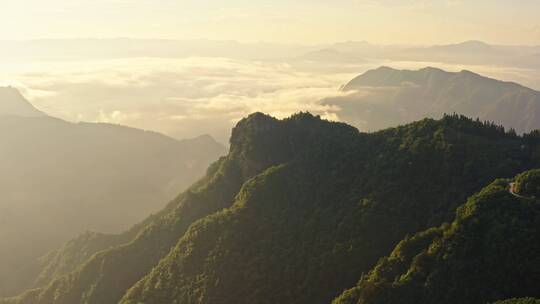 4k航拍山村晚霞