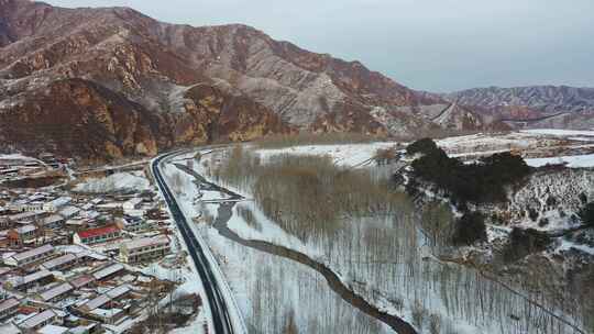 4K航拍农村雪景  白雪皑皑村庄