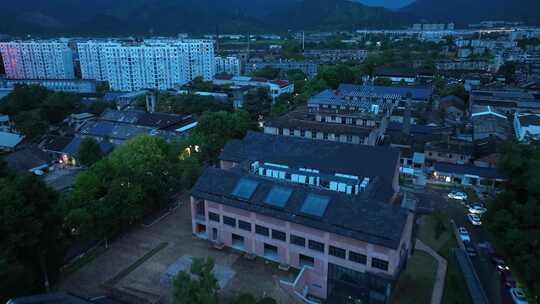 景德镇陶溪川文创街区夜景航拍陶溪川夜晚