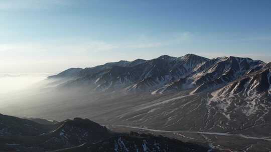 青海拉脊山日出风光航拍素材