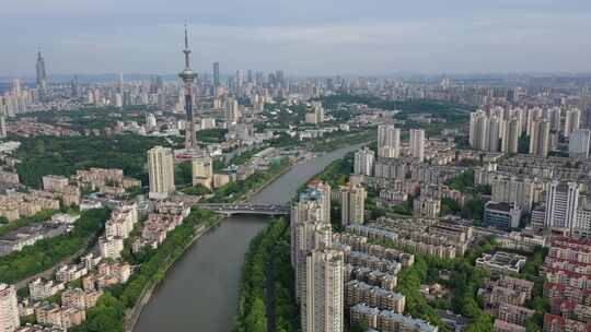 航拍南京秦淮河两边的高楼和电视塔