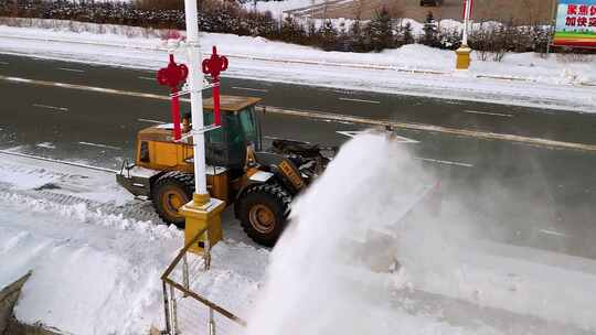 航拍清雪车除雪241207- 2