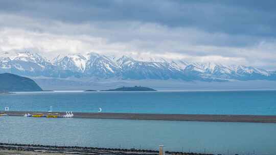 新疆赛里木湖延时 大西洋的最后一滴眼泪