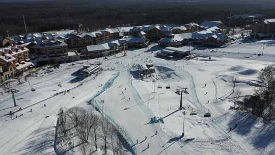 冬季 滑雪场 滑雪小镇视频素材模板下载