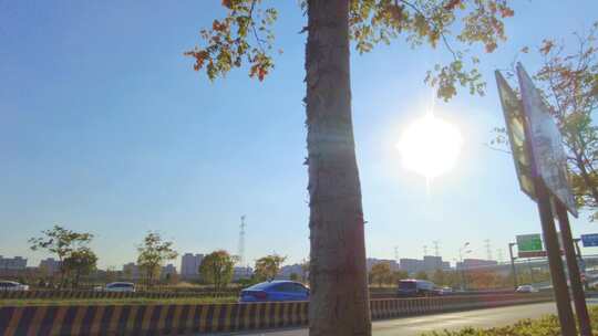 城市夕阳西下马路汽车车辆车流延时风景视频