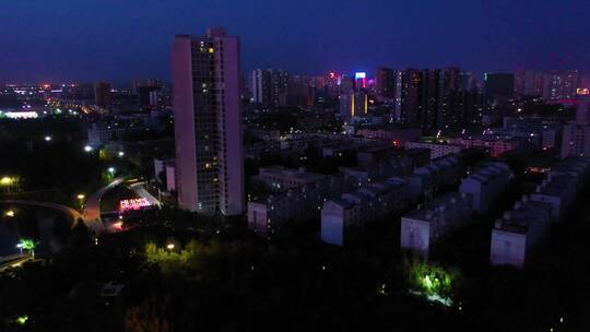新疆阿克苏地区阿克苏市区城市建筑视频素材模板下载