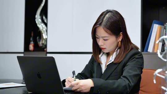 职场女性女强人白领创业工作