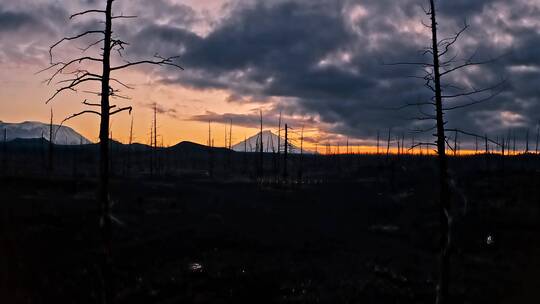 俄罗斯托尔巴赫火山 