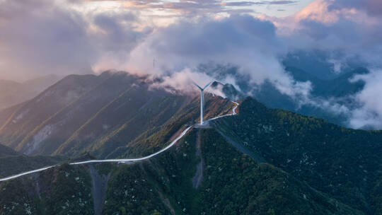 七曜山刀背梁天路