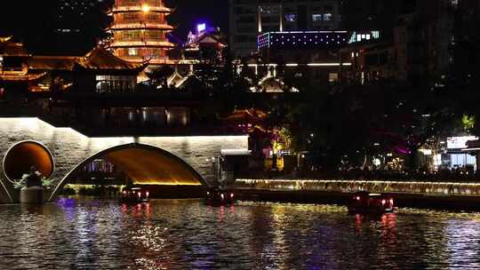 成都夜游锦江九眼桥美女打卡江上游船夜景