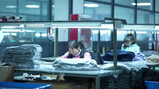 羊绒衫厂质检车间检测质量